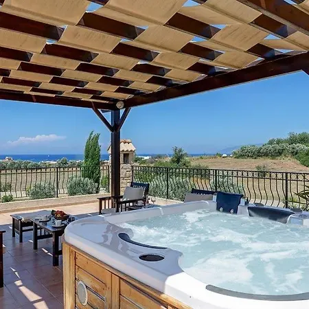 In Sleeps 6 Includes Swimming Pool Air Con And Wifi 9
